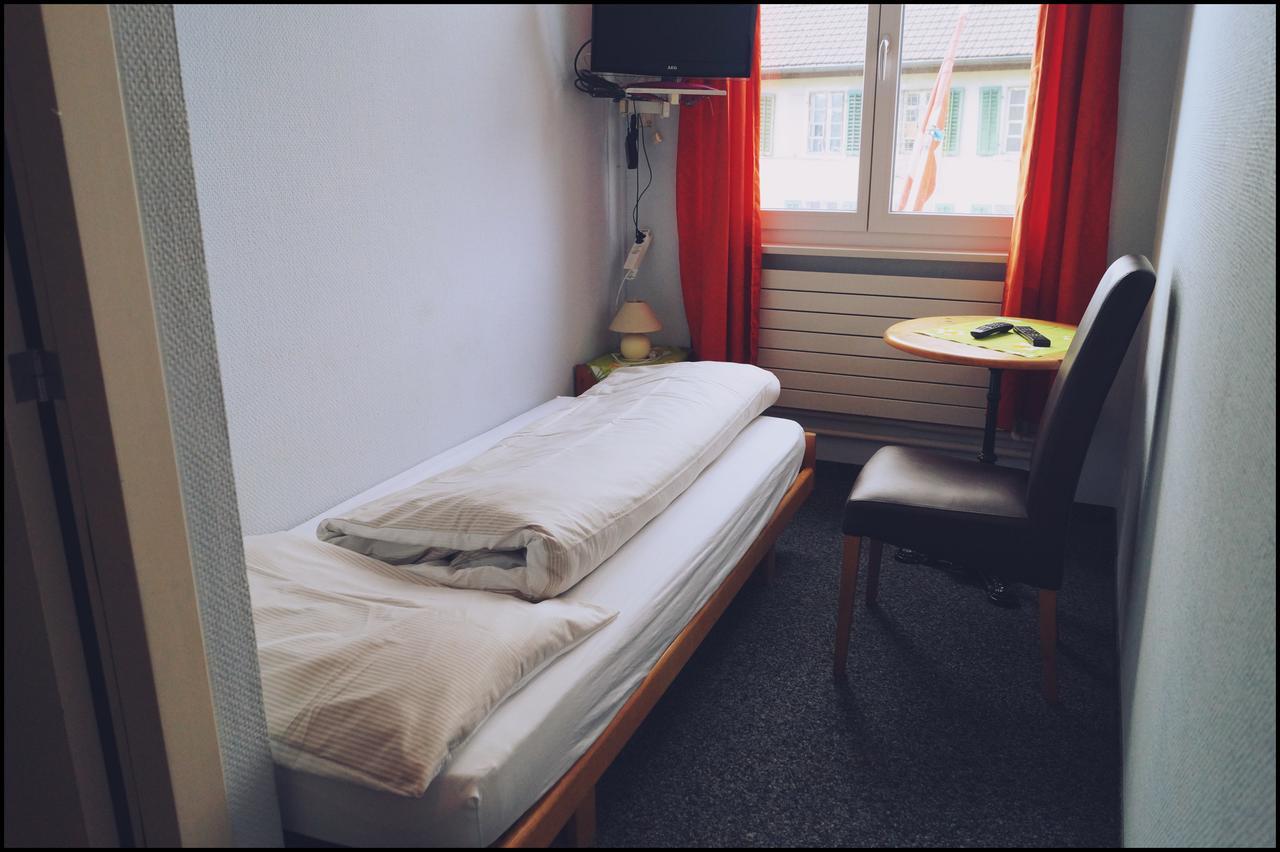 Hôtel Gasthof Kastanienbaum à Hunzenschwil Extérieur photo